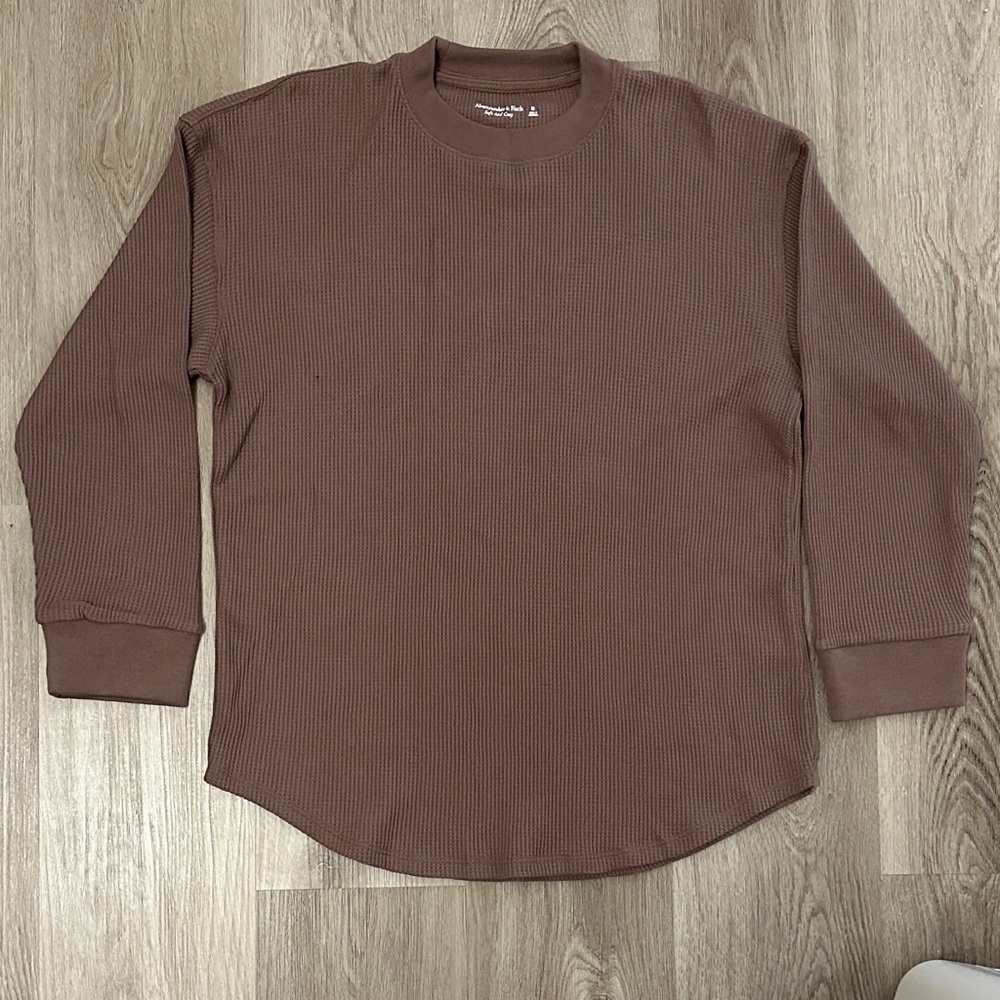 Abercrombie & Fitch Chocolate Long Sleeve Tee
